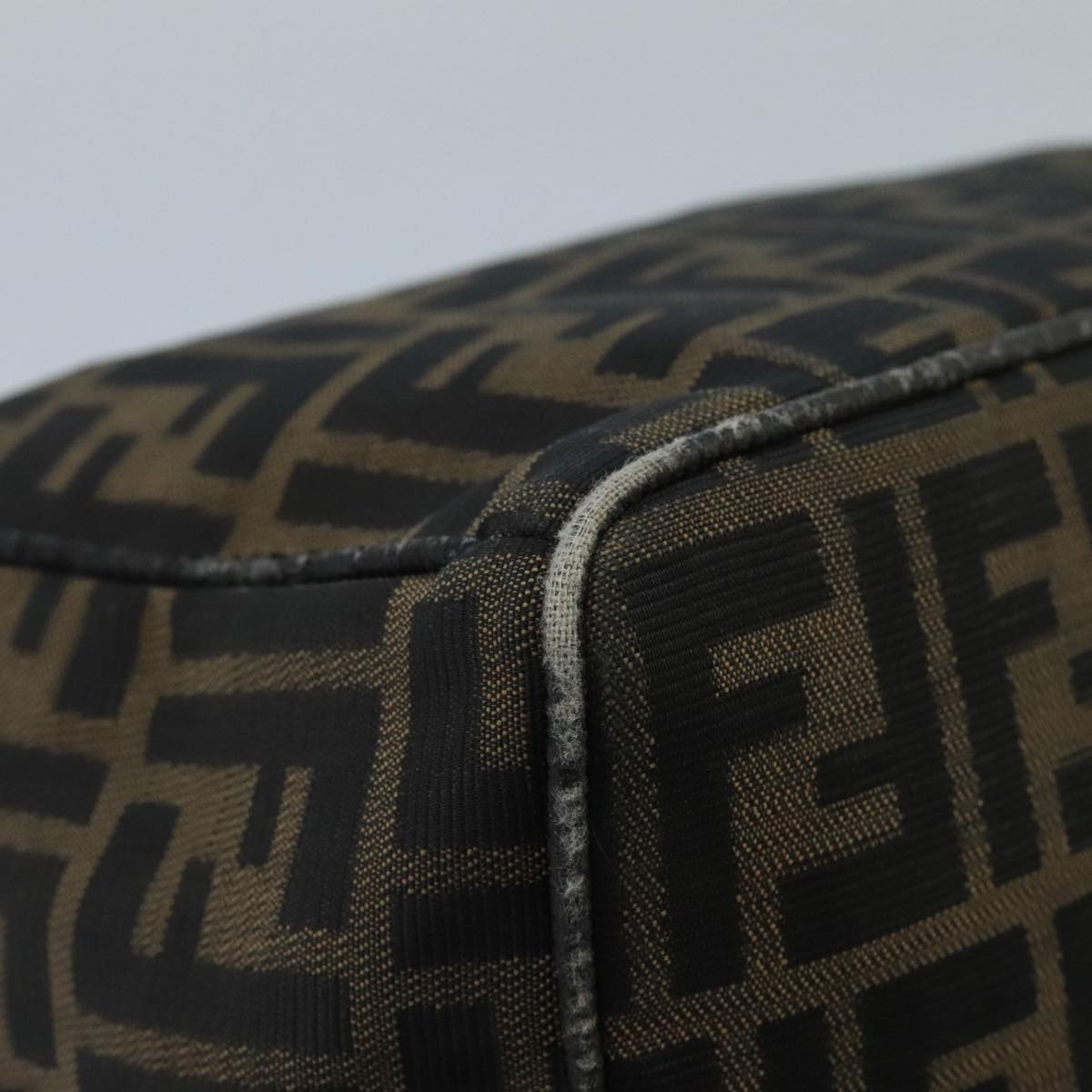 FENDI Zucca Canvas Vanity Pouch Brown Black Gold Auth 98904