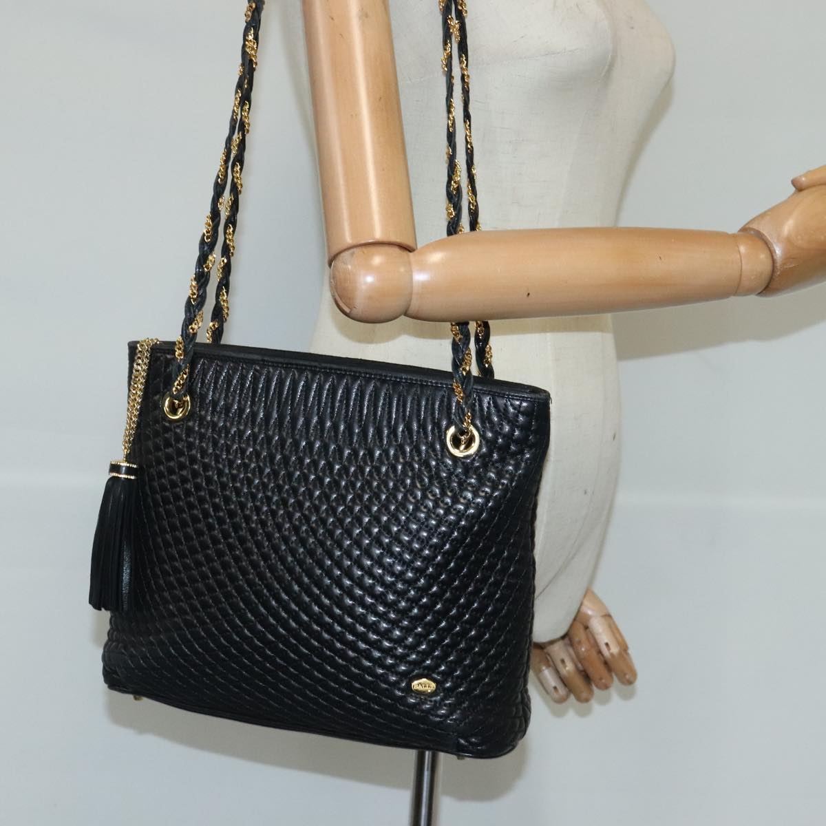 BALLY Chain Shoulder Bag Leather Black Gold Auth 98915