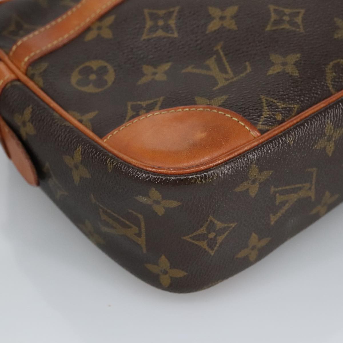 LOUIS VUITTON Monogram Compiegne 28 Clutch Bag M51845 LV Auth 98962