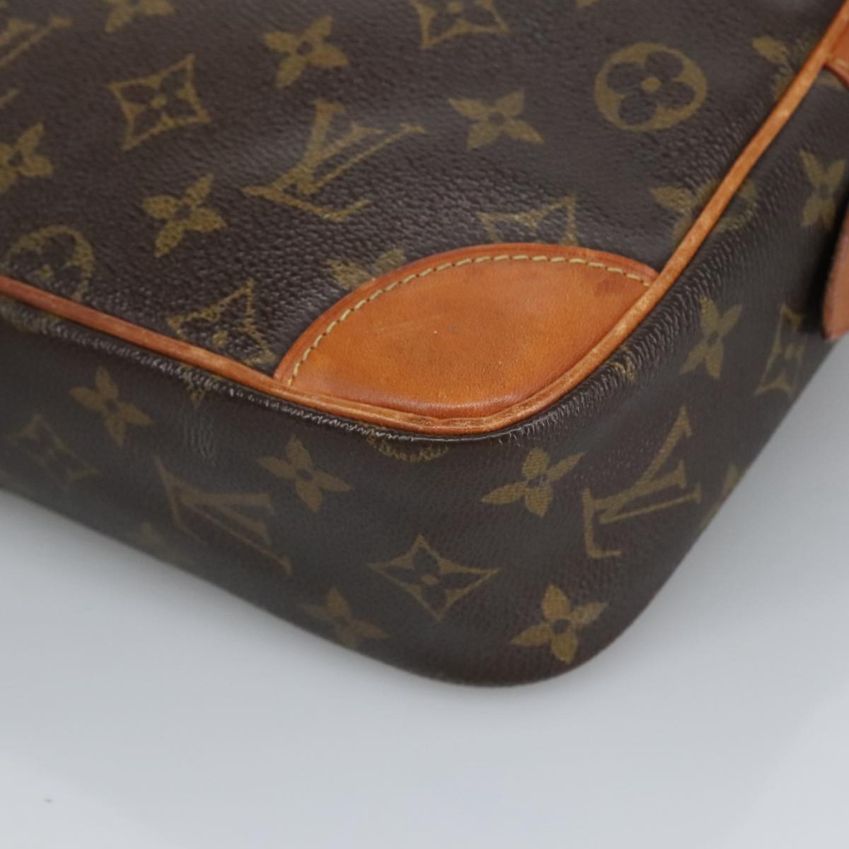 LOUIS VUITTON Monogram Compiegne 28 Clutch Bag M51845 LV Auth 98962