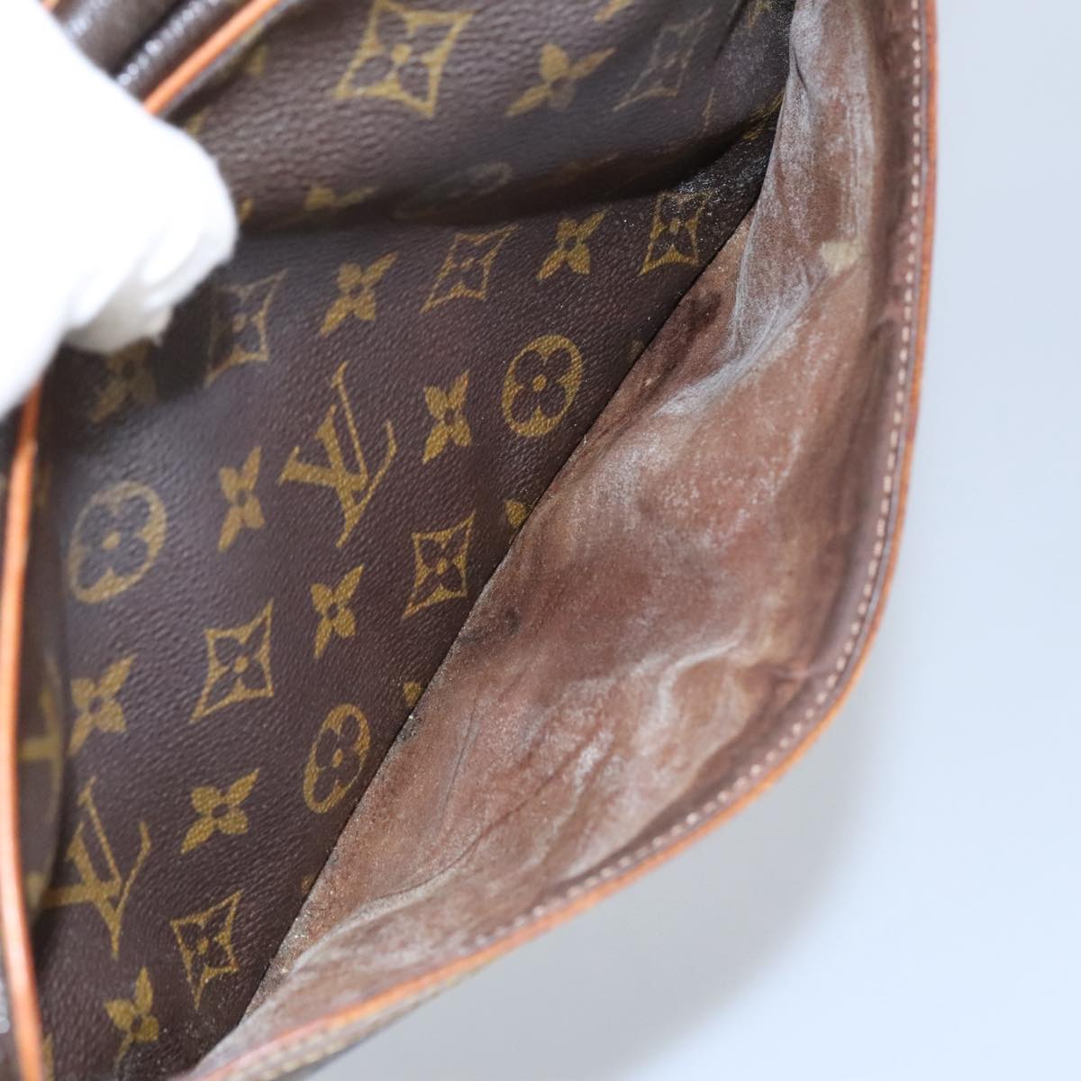 LOUIS VUITTON Monogram Compiegne 28 Clutch Bag M51845 LV Auth 98962