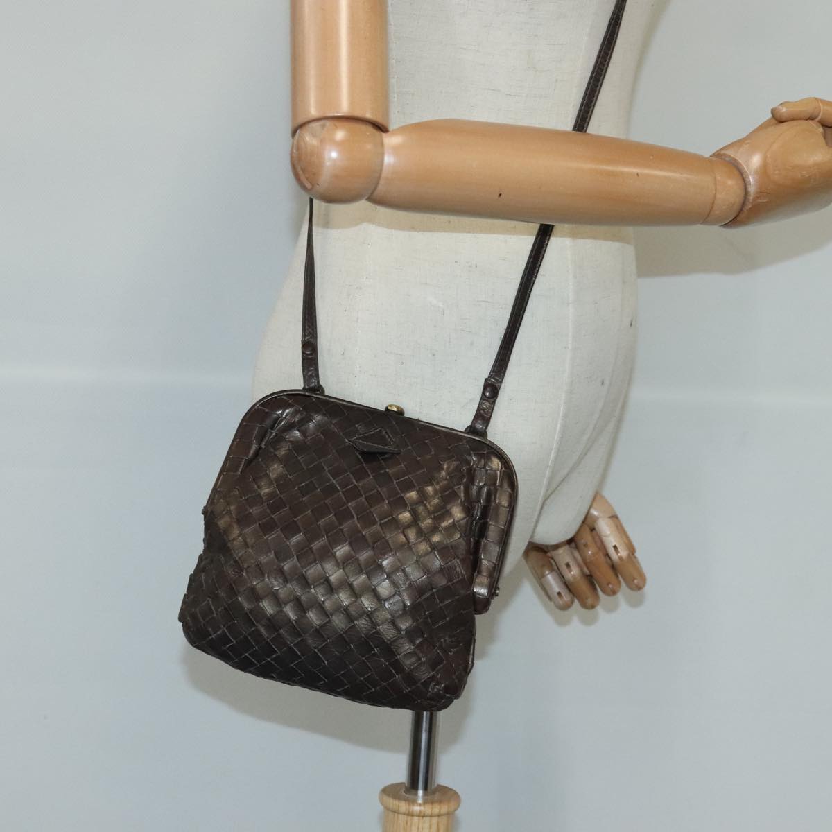 BOTTEGA VENETA INTRECCIATO Shoulder Bag Leather Brown Auth 98970