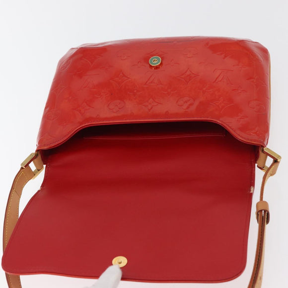LOUIS VUITTON Monogram Vernis Thompson Street Shoulder Bag Red M91094 Auth 98973
