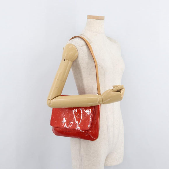 LOUIS VUITTON Monogram Vernis Thompson Street Shoulder Bag Red M91094 Auth 98973