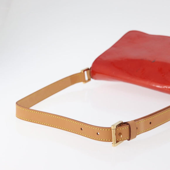 LOUIS VUITTON Monogram Vernis Thompson Street Shoulder Bag Red M91094 Auth 98973