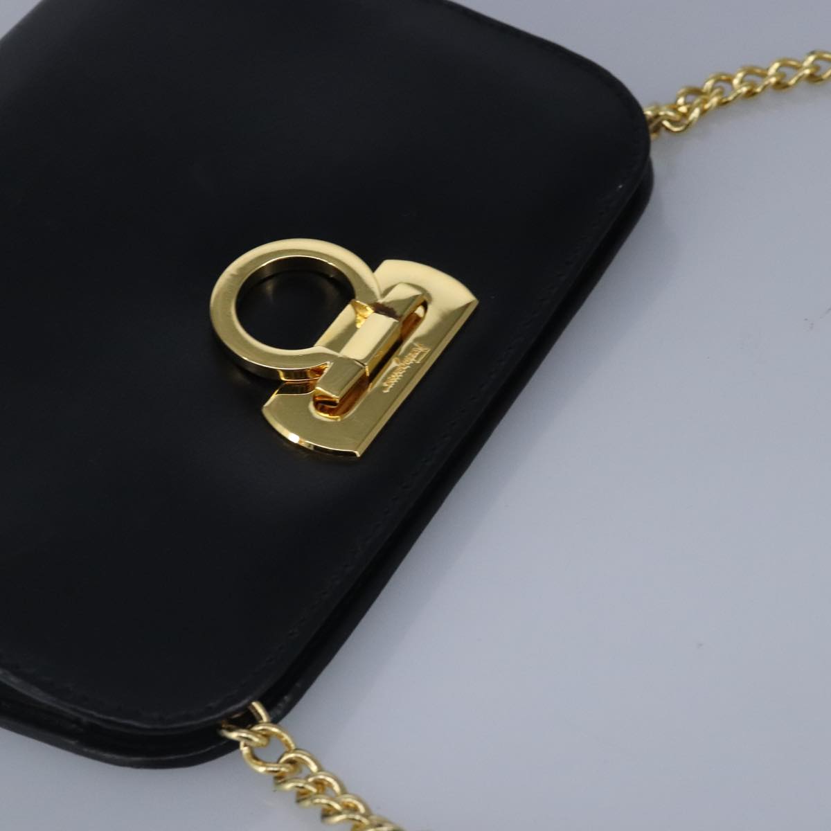 Salvatore Ferragamo Gancini Chain Shoulder Bag Leather Black Gold Auth 99048