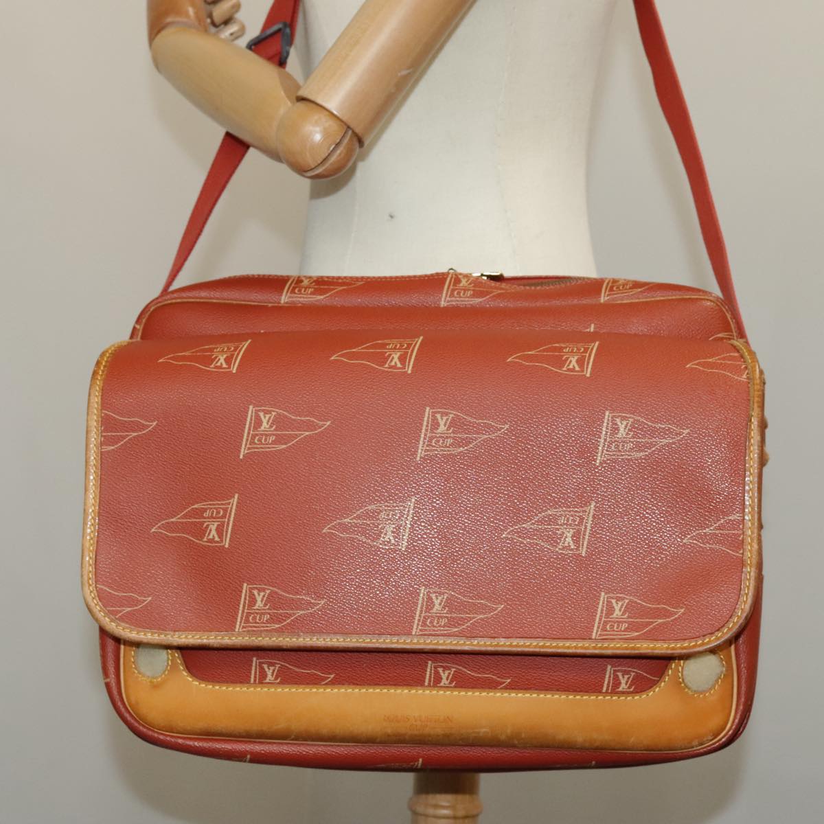 LOUIS VUITTON Cup Calvi Shoulder Bag Red Aboganie M80028 LV Auth 99057