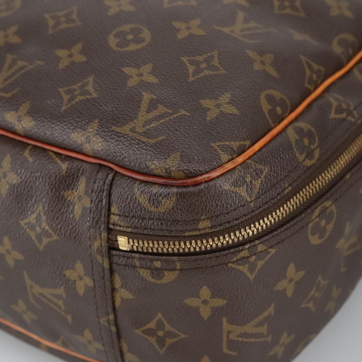 LOUIS VUITTON Monogram Excursion Hand Bag M41450 LV Auth 99104