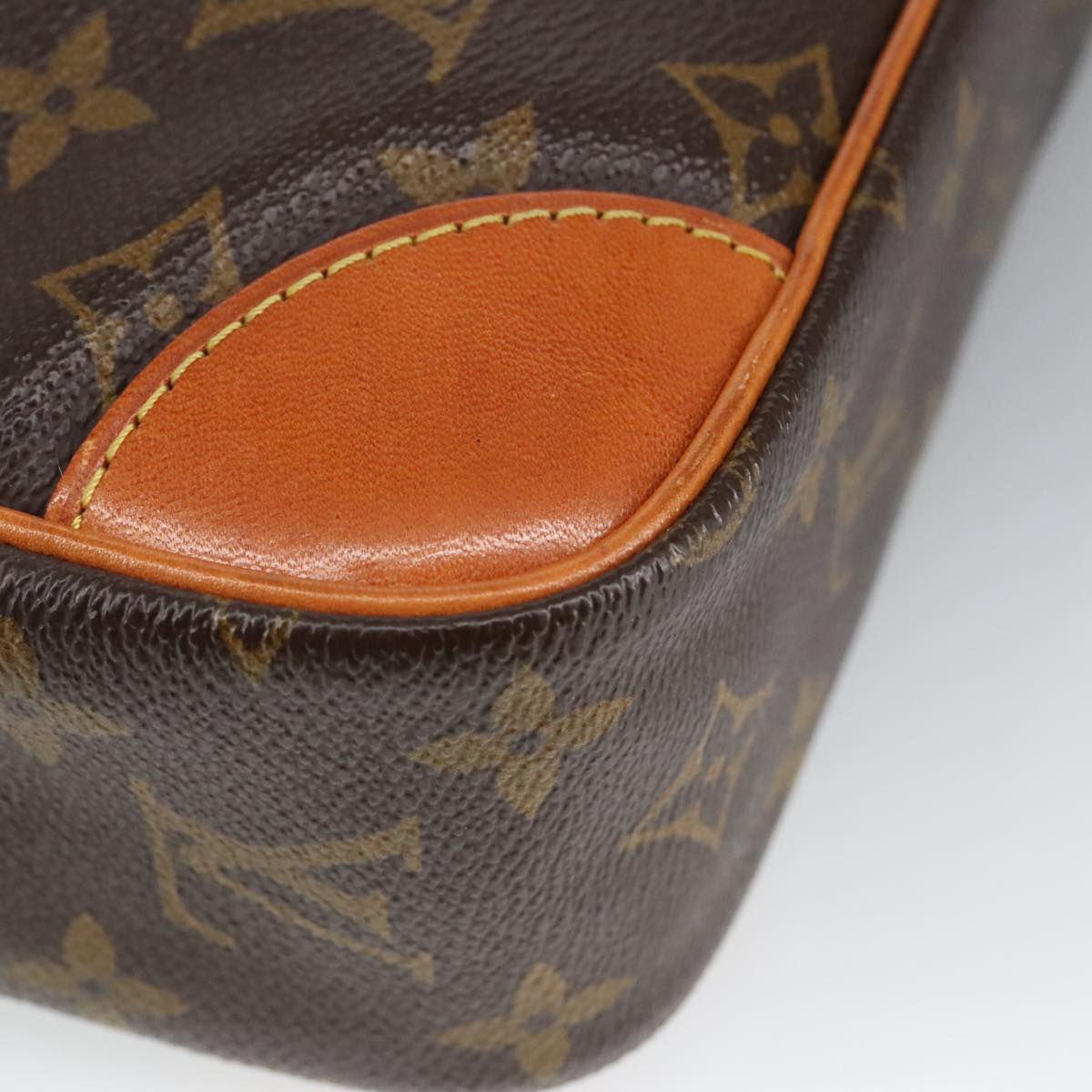 LOUIS VUITTON Monogram Compiegne 28 Clutch Bag M51845 LV Auth 99261