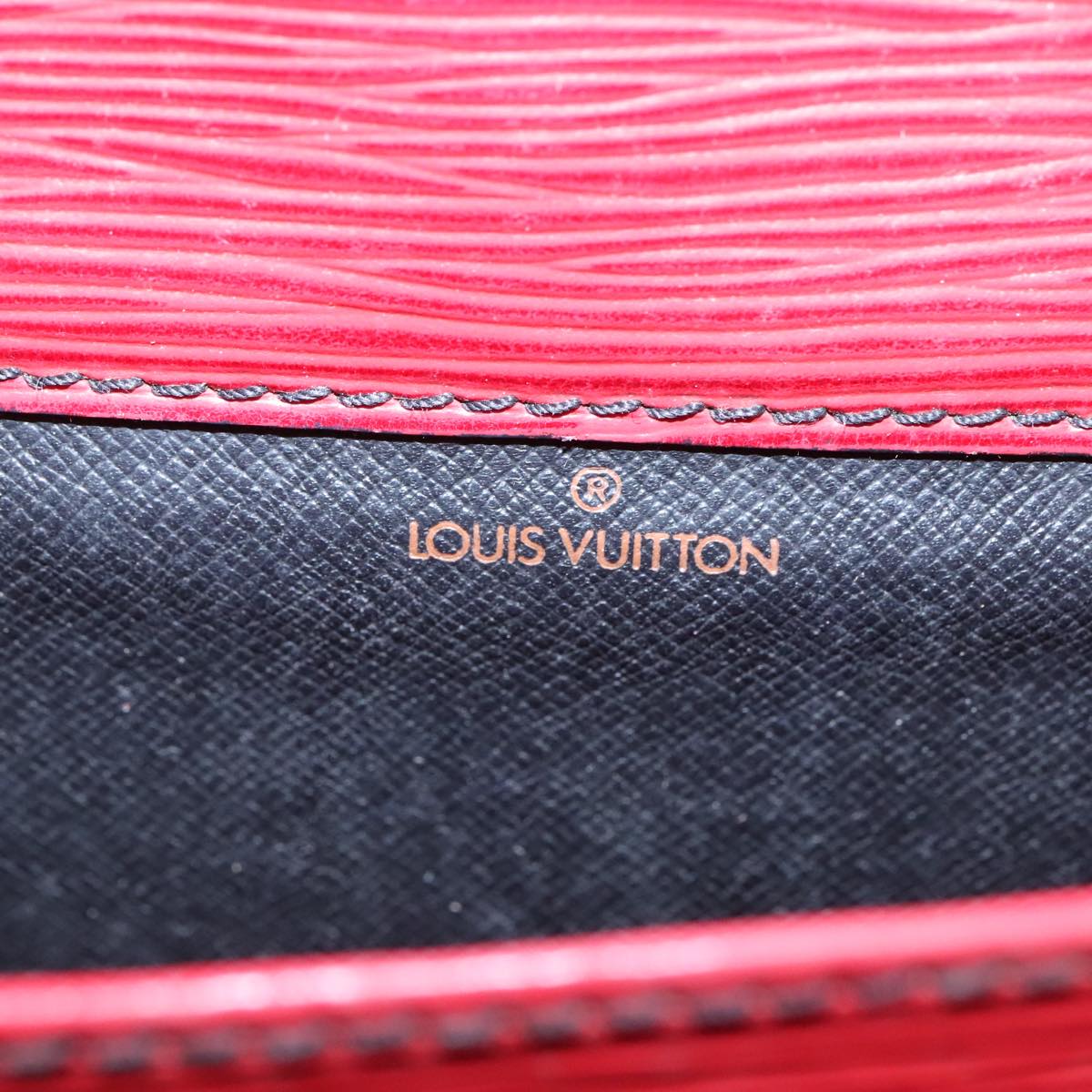 LOUIS VUITTON Epi Cartesier MM Shoulder Bag Red M52247 LV Auth 99268