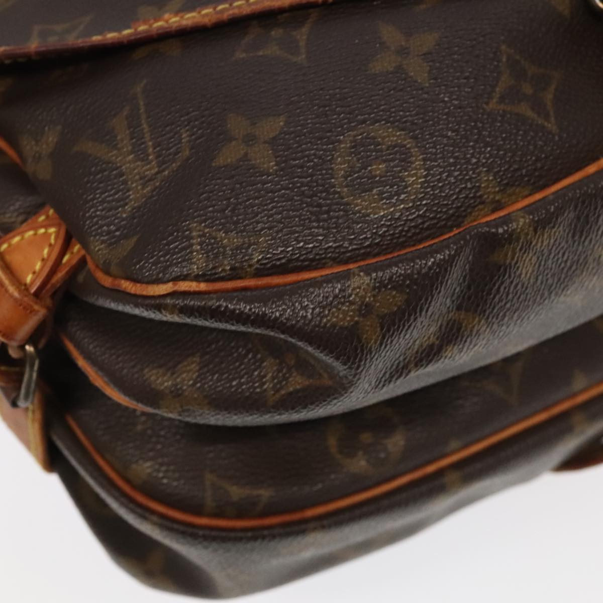 LOUIS VUITTON Monogram Saumur 30 Shoulder Bag M42256 LV Auth 99273