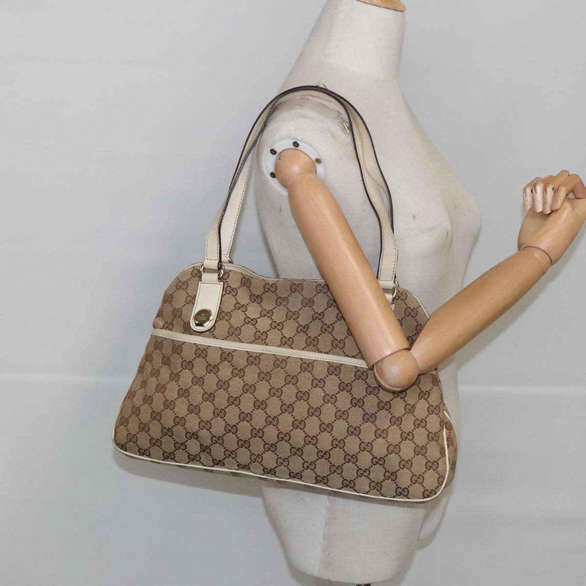 GUCCI GG Canvas Tote Bag Beige Gold 163288 Auth 99307