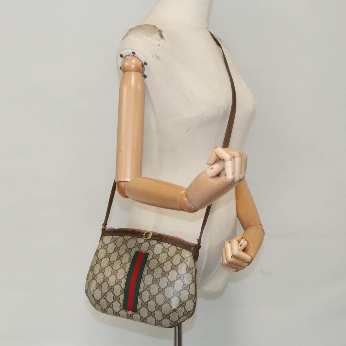 GUCCI GG Supreme Web Sherry Line Shoulder Bag PVC Beige Red Green Auth 99352