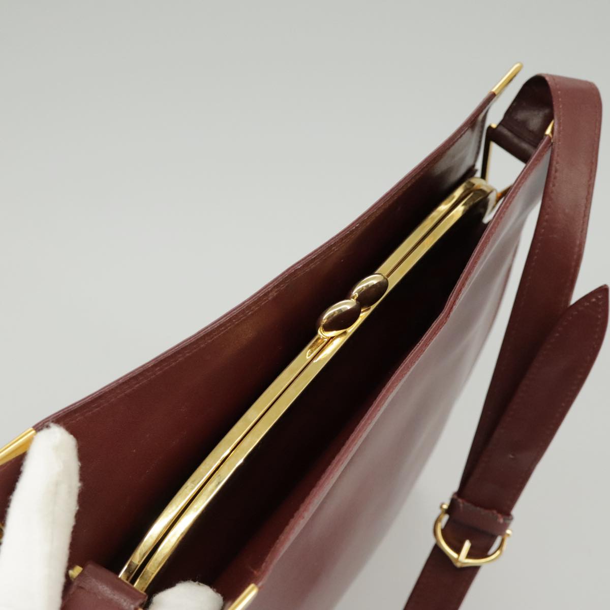 CARTIER Shoulder Bag Leather Gold Wine Red Auth 99354