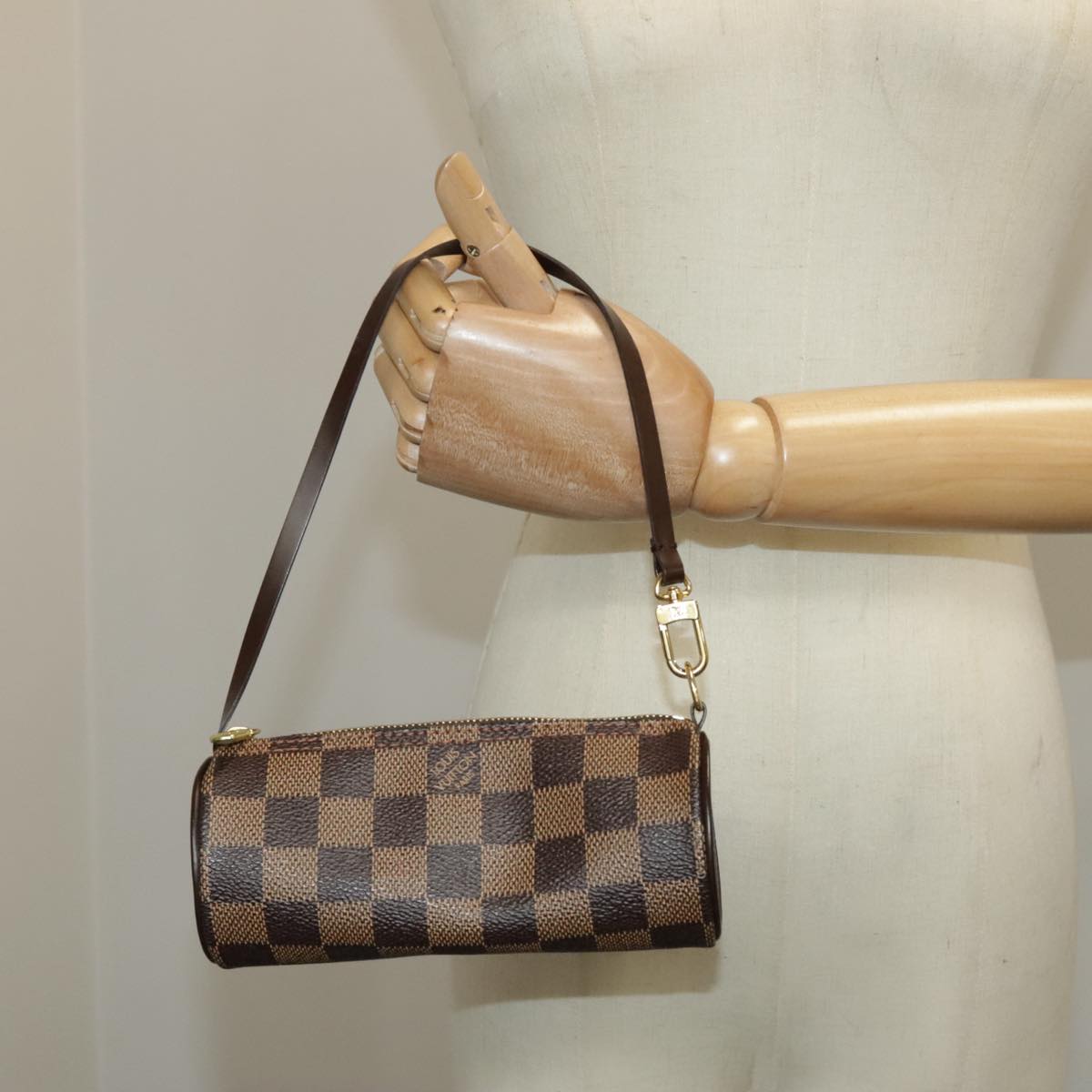 LOUIS VUITTON Damier Ebene Papillon Pouch LV Auth 99367