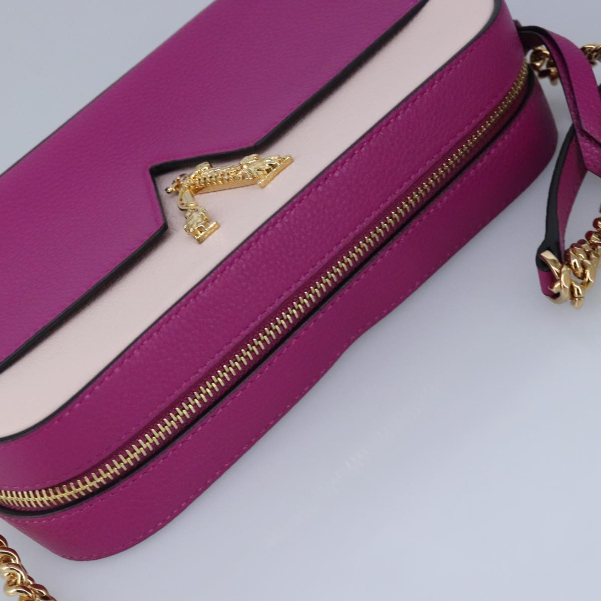 VERSACE Chain Shoulder Bag Leather Pink Gold Auth 99384