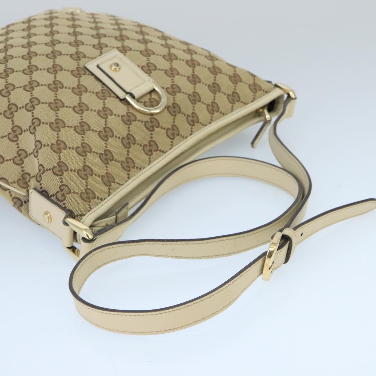 GUCCI GG Canvas Shoulder Bag Beige Gold 131326 Auth 99430