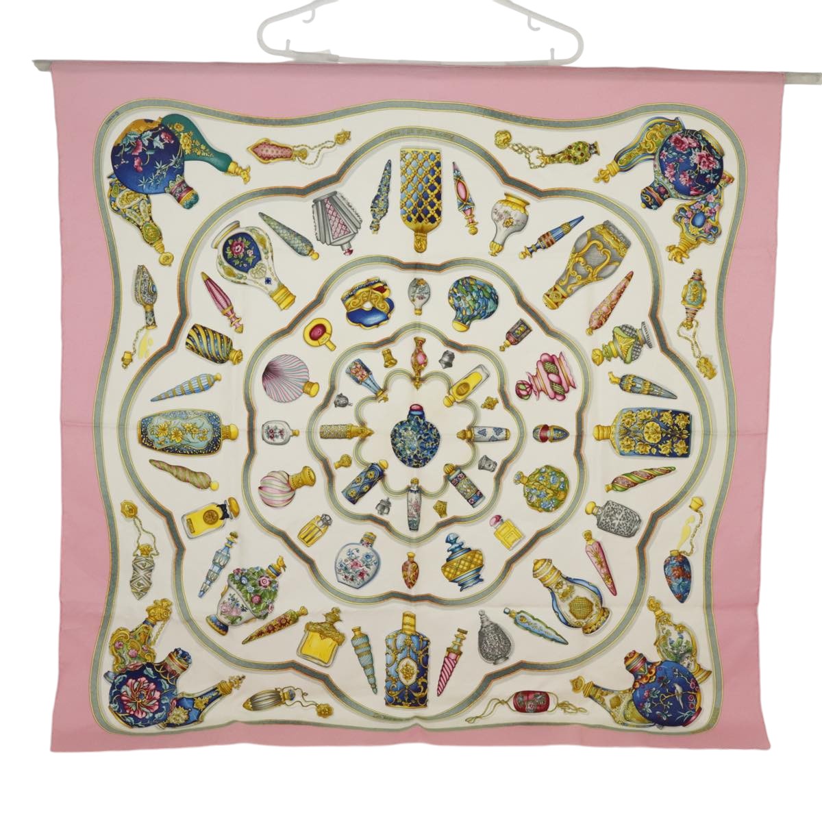 HERMES Carre 90 Scarf ""Pourvu qu'on ait l'ivresse..."" Silk Pink Auth 99503