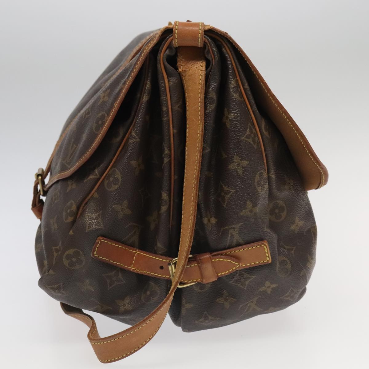 LOUIS VUITTON Monogram Saumur 35 Shoulder Bag M42254 LV Auth 99594