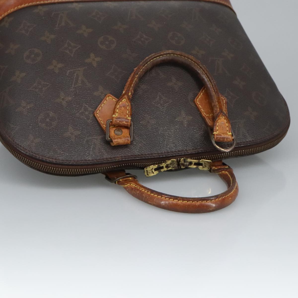 LOUIS VUITTON Monogram Alma Hand Bag M51130 LV Auth 99596