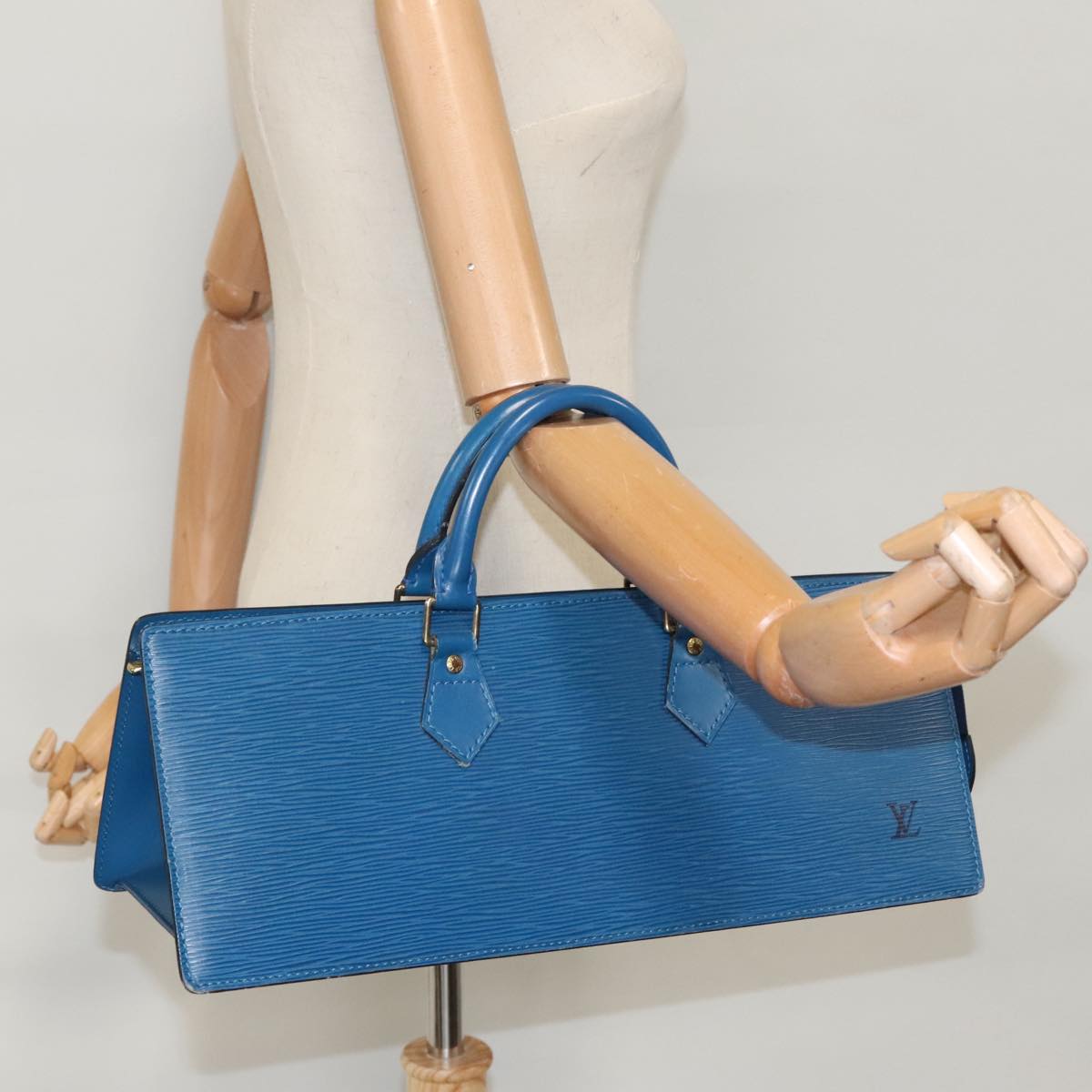 LOUIS VUITTON Epi Sac Triangle Hand Bag Blue M52095 LV Auth 99619