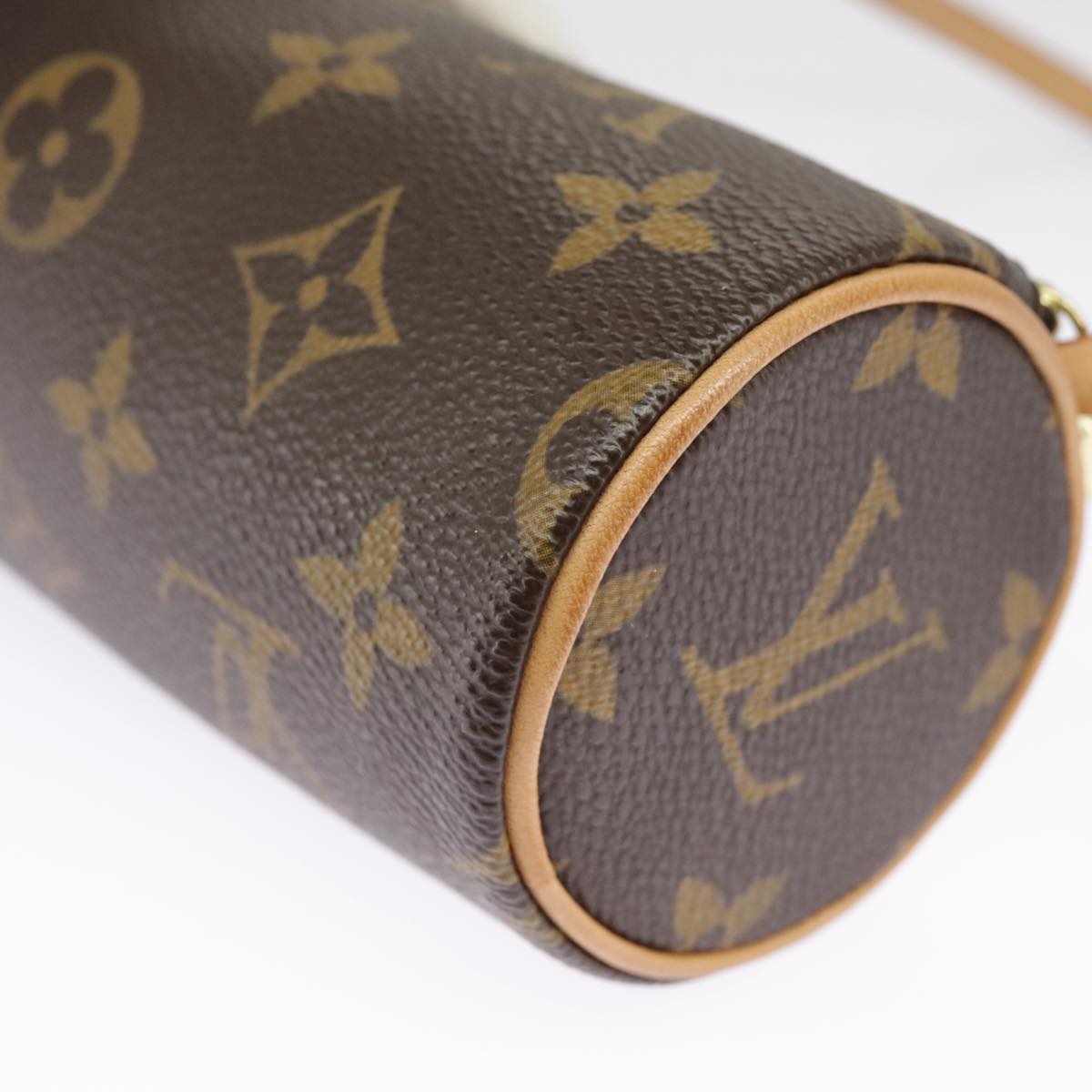 LOUIS VUITTON Monogram Papillon Pouch LV Auth 99629