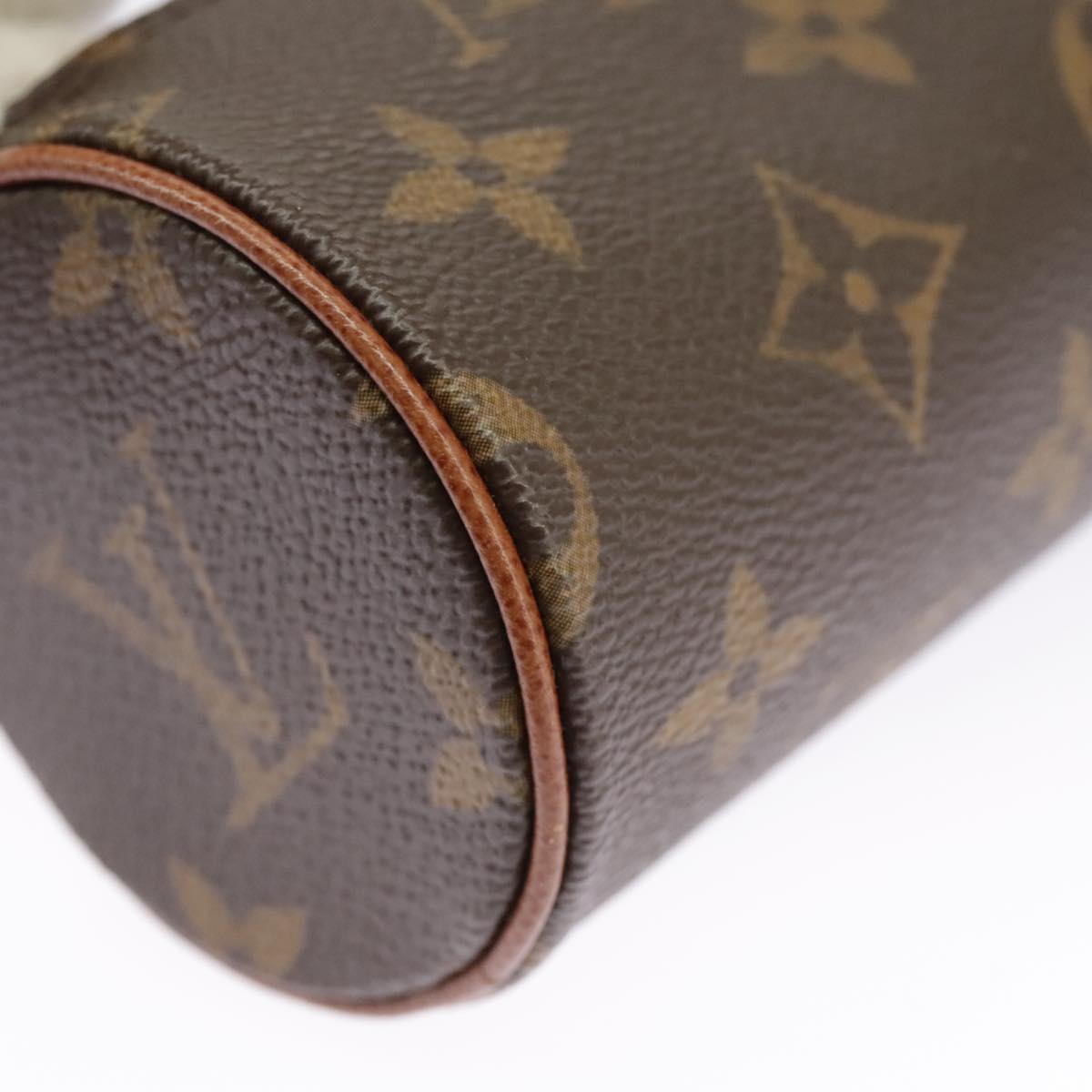 LOUIS VUITTON Monogram Papillon Pouch LV Auth 99630