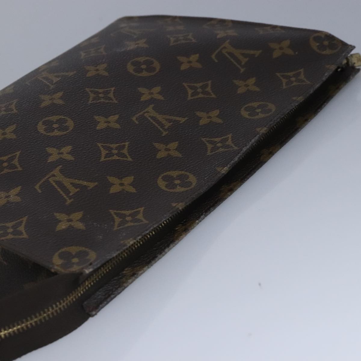 LOUIS VUITTON Monogram Poche Toilette 26 Pouch M47542 LV Auth 99631