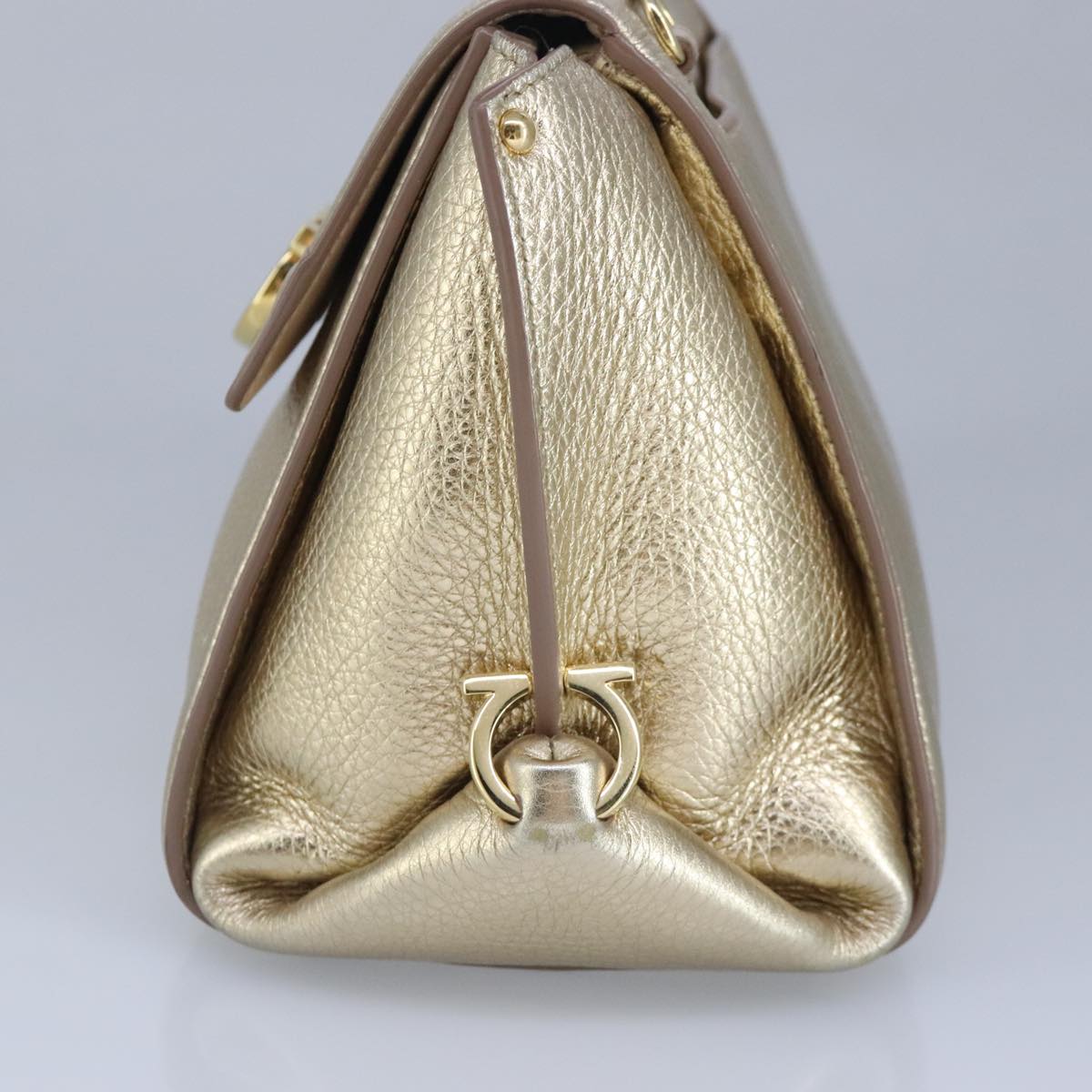 Salvatore Ferragamo Gancini Sofia Hand Bag Leather 2way Gold Auth 99671