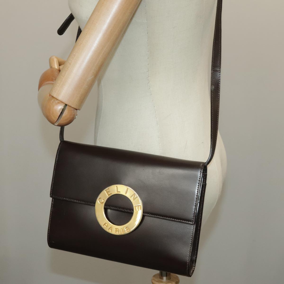 CELINE Shoulder Bag Leather Brown Gold Auth 99691