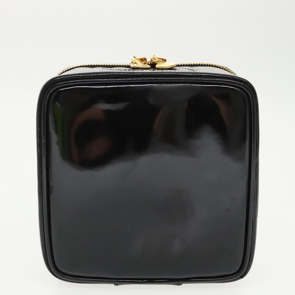 CHANEL Vanity Cosmetic Pouch Patent leather Black Gold CC Auth 99706