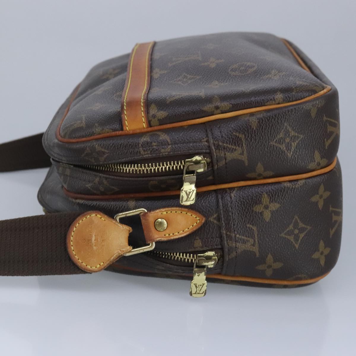 LOUIS VUITTON Monogram Reporter PM Shoulder Bag M45254 LV Auth 99714