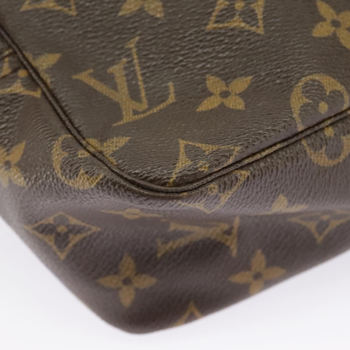 LOUIS VUITTON Monogram Trousse Toilette 28 Clutch Bag M47522 LV Auth 99719