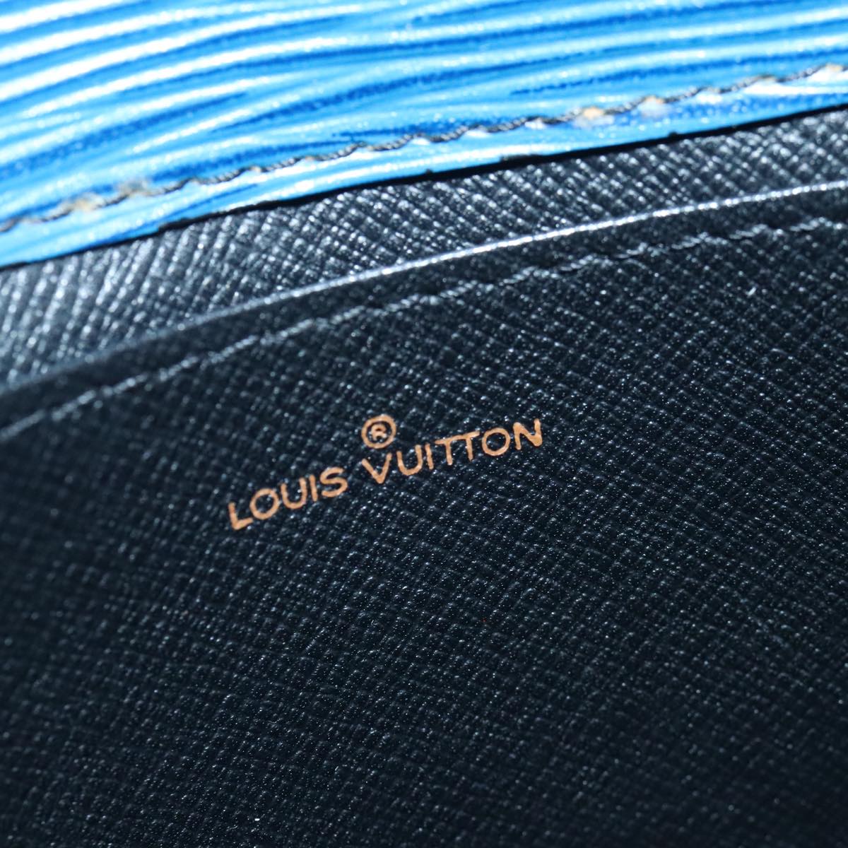 LOUIS VUITTON Epi Art Deco Clutch Bag Blue M52635 LV Auth 99721