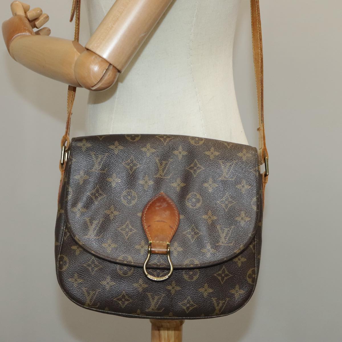 LOUIS VUITTON Monogram Saint Cloud GM Shoulder Bag M51242 LV Auth 99725