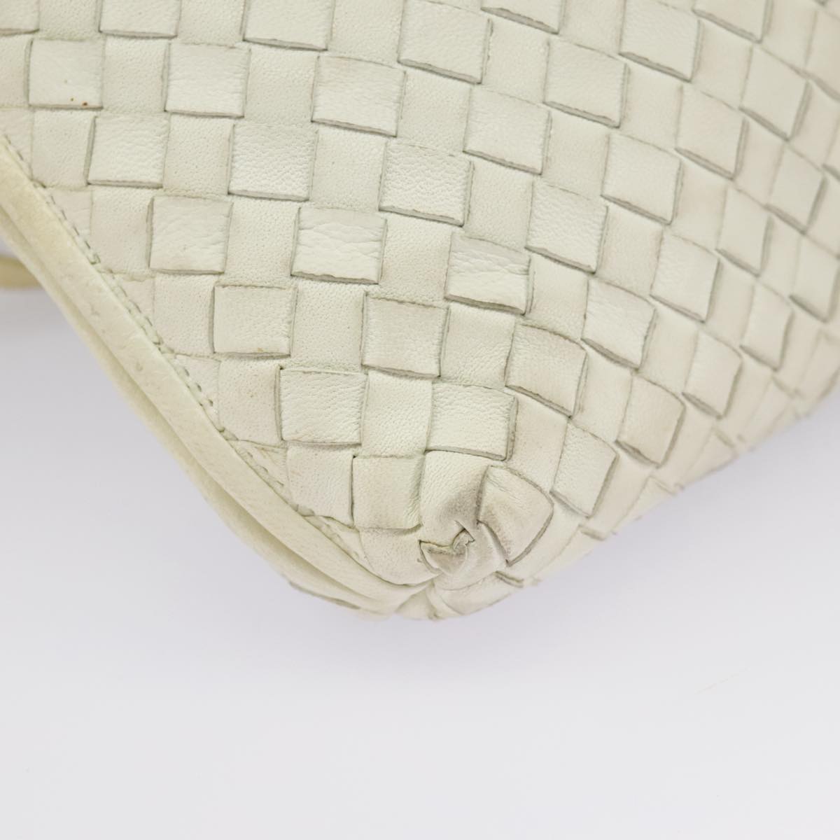 BOTTEGA VENETA INTRECCIATO Shoulder Bag Leather White Auth 99728