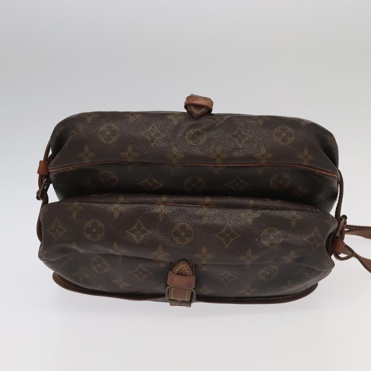 LOUIS VUITTON Monogram Saumur 30 Shoulder Bag M42256 LV Auth 99734