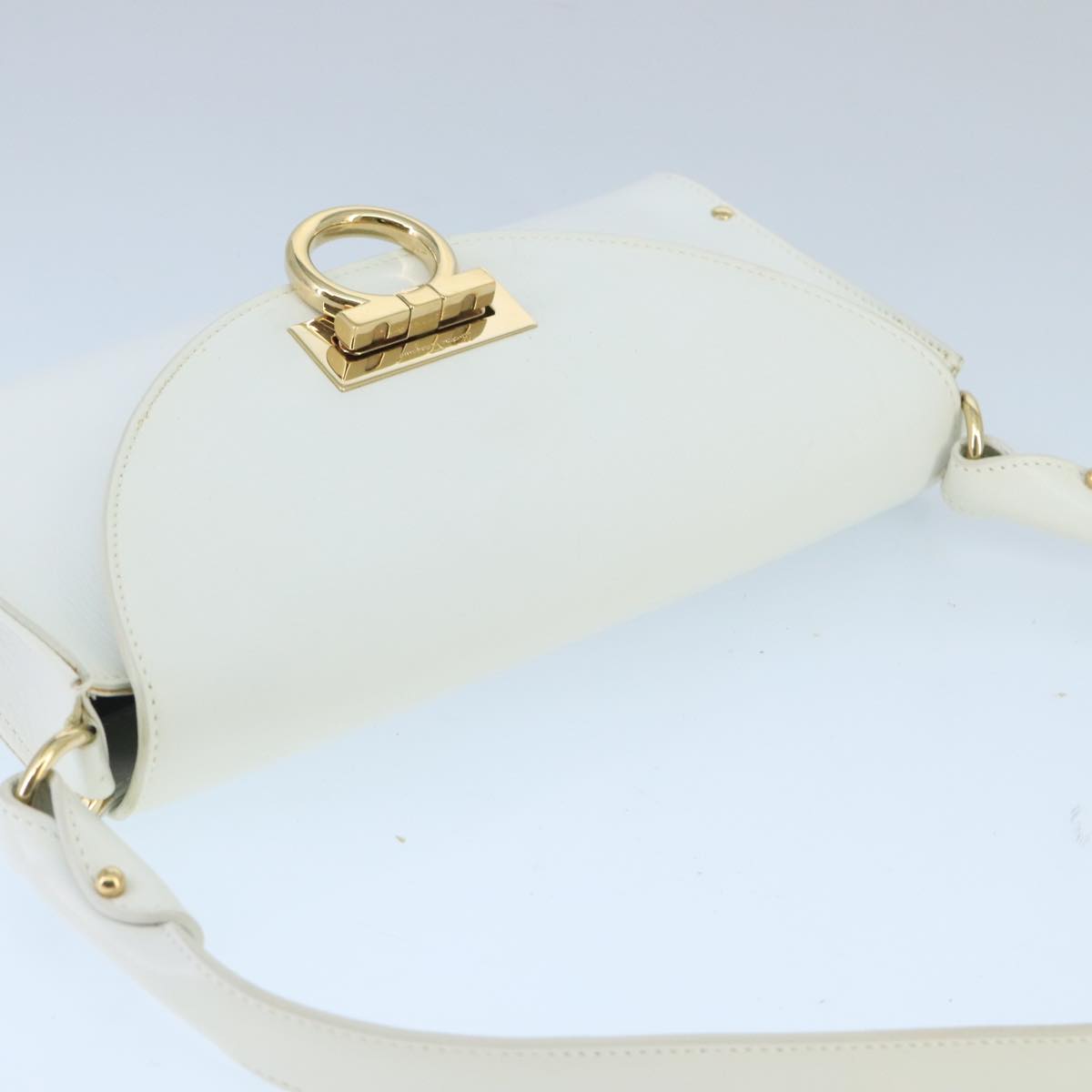 Salvatore Ferragamo Gancini Shoulder Bag Leather White Gold Auth 99736