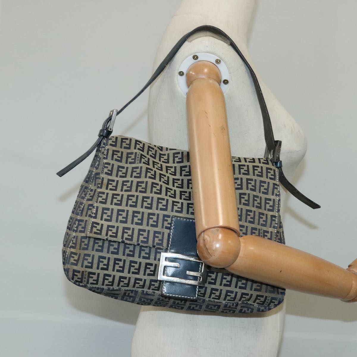 FENDI Zucchino Canvas Shoulder Bag Navy Auth 99738