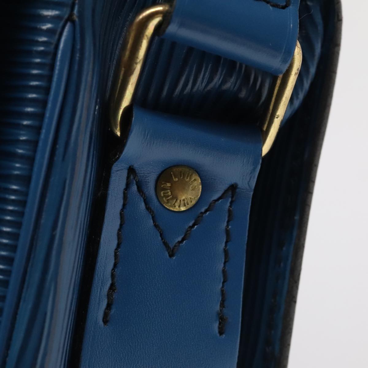 LOUIS VUITTON Epi Cartouchiere MM Shoulder Bag Blue M52245 LV Auth 99747