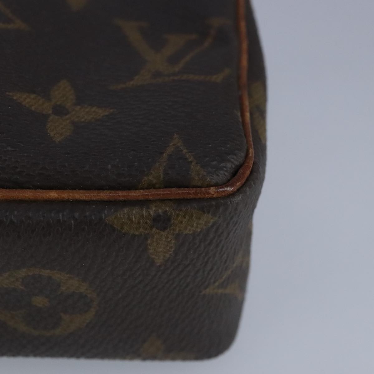 LOUIS VUITTON Monogram Trousse Wapity Pouch M58030 LV Auth 99775