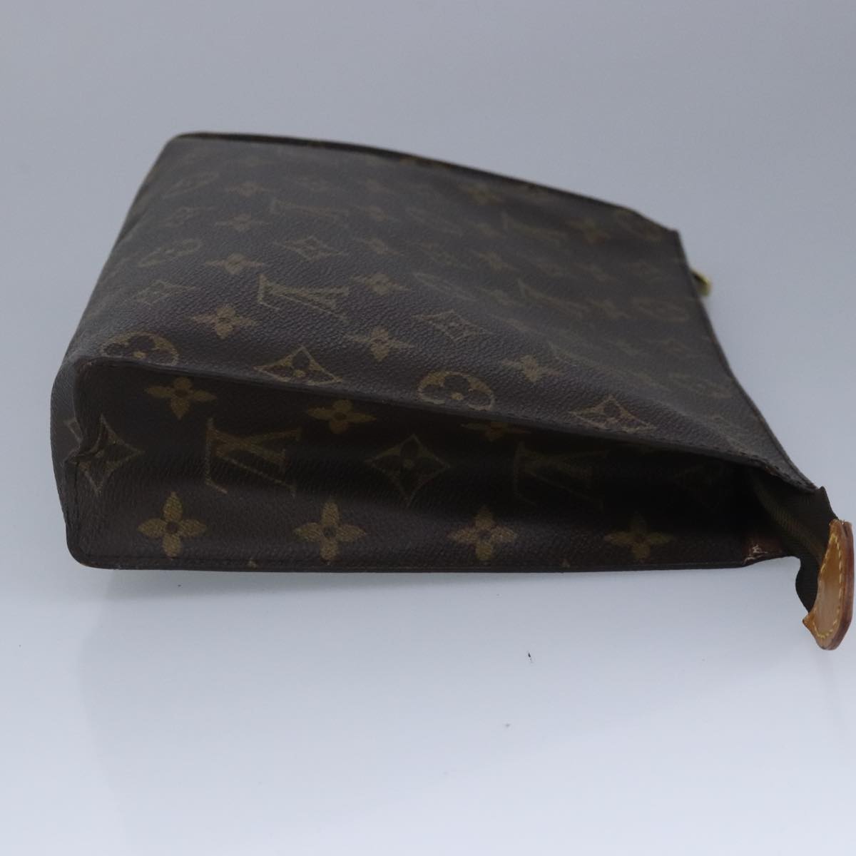 LOUIS VUITTON Monogram Poche Toilette 26 Pouch M47542 LV Auth 99784