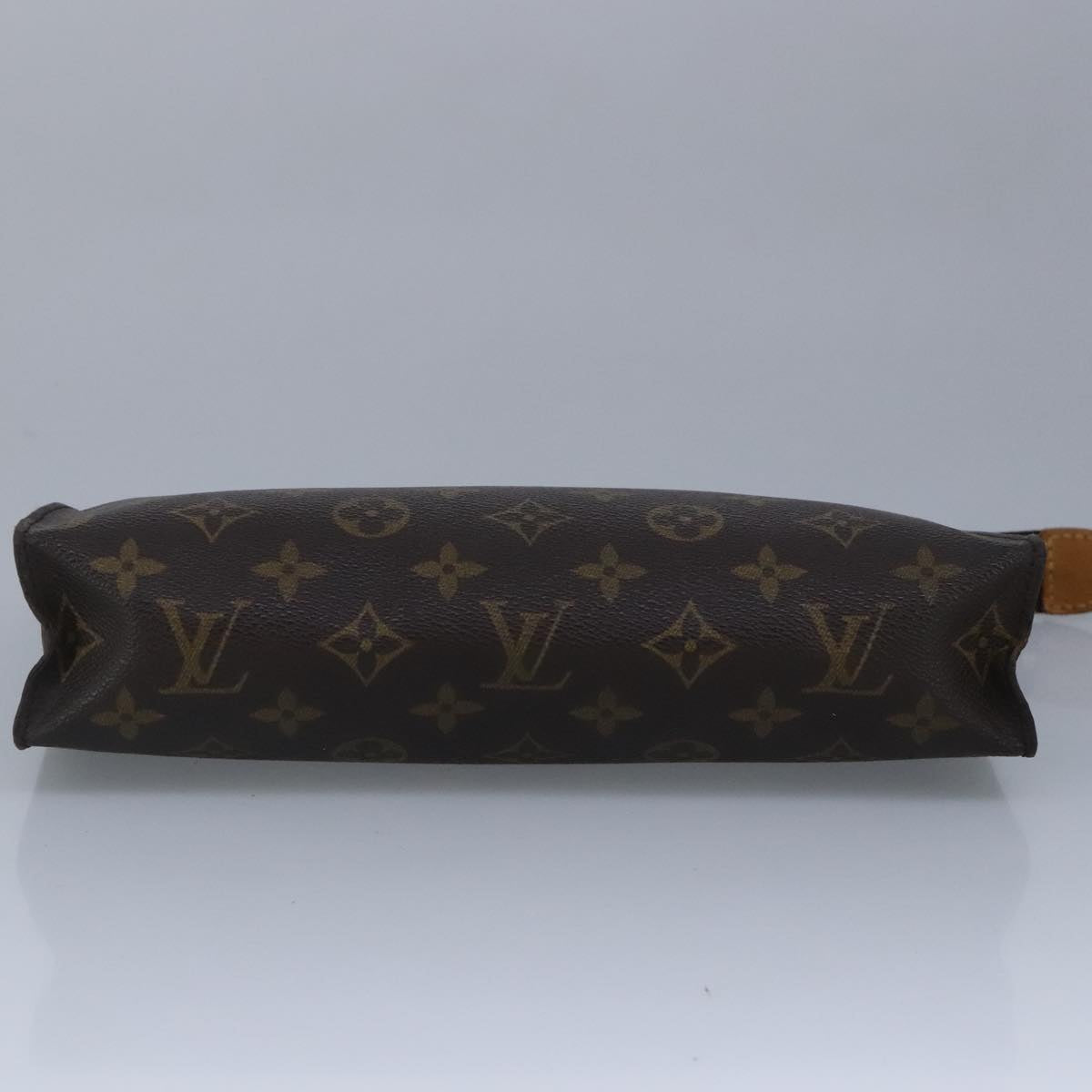 LOUIS VUITTON Monogram Poche Toilette 26 Pouch M47542 LV Auth 99784