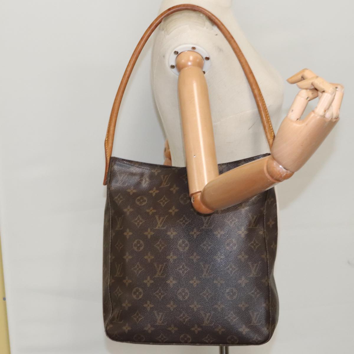 LOUIS VUITTON Monogram Looping GM Shoulder Bag M51145 LV Auth 99788