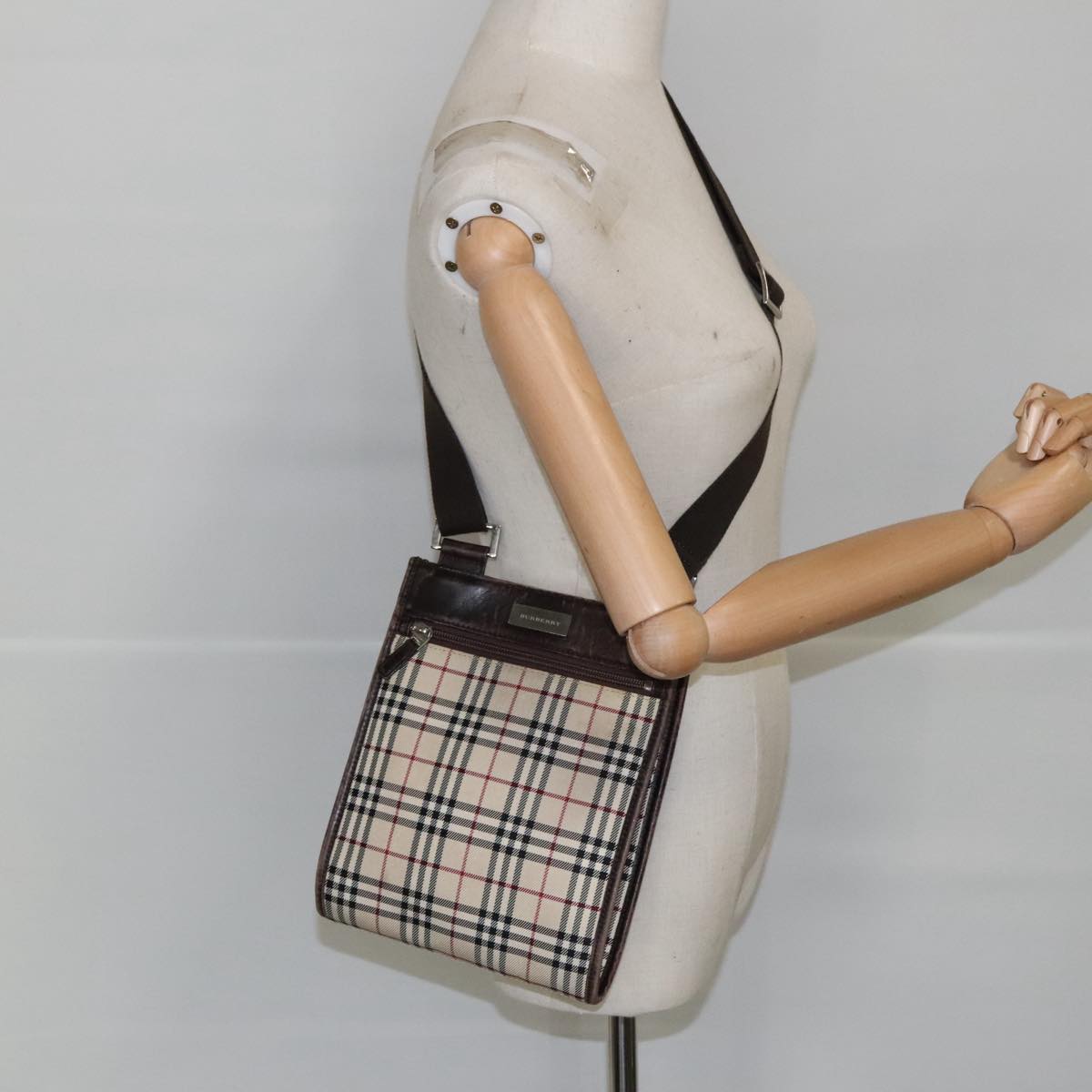 BURBERRY Nova Check Shoulder Bag Canvas Beige Silver Auth 99800