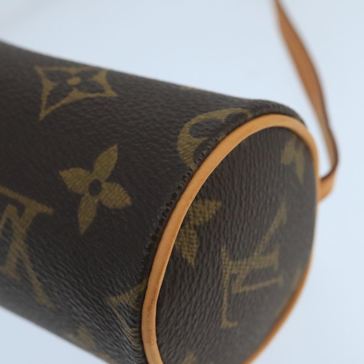 LOUIS VUITTON Monogram Papillon Pouch LV Auth 99822