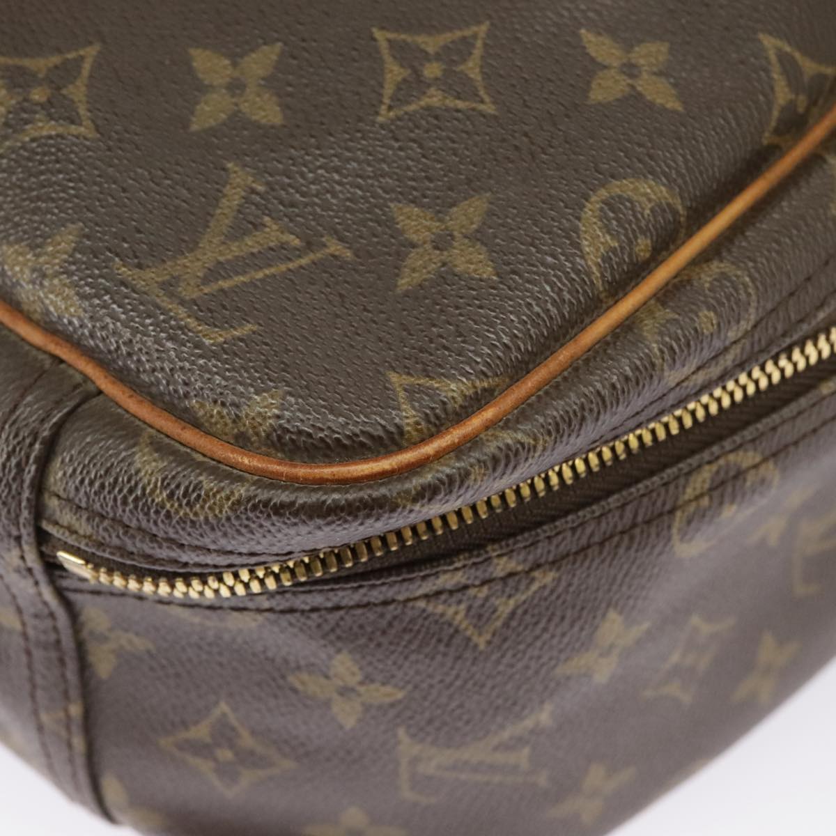 LOUIS VUITTON Monogram Excursion Hand Bag M41450 LV Auth 99872