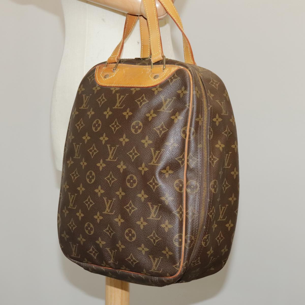 LOUIS VUITTON Monogram Excursion Hand Bag M41450 LV Auth 99872