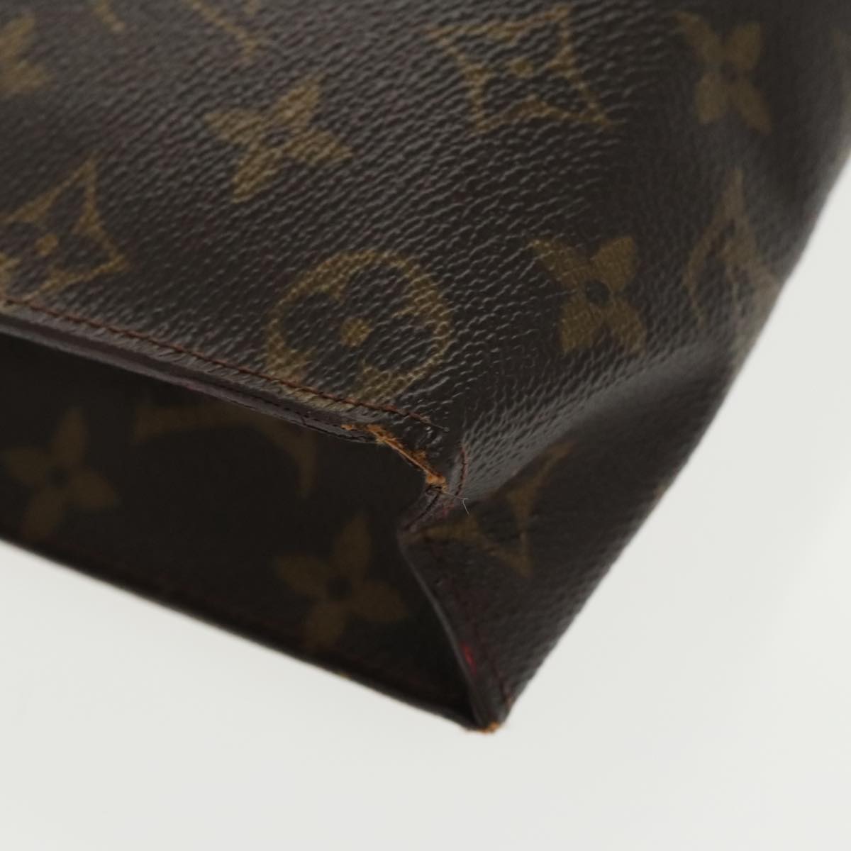 LOUIS VUITTON Monogram Poche Toilette 26 Pouch M47542 LV Auth 99897