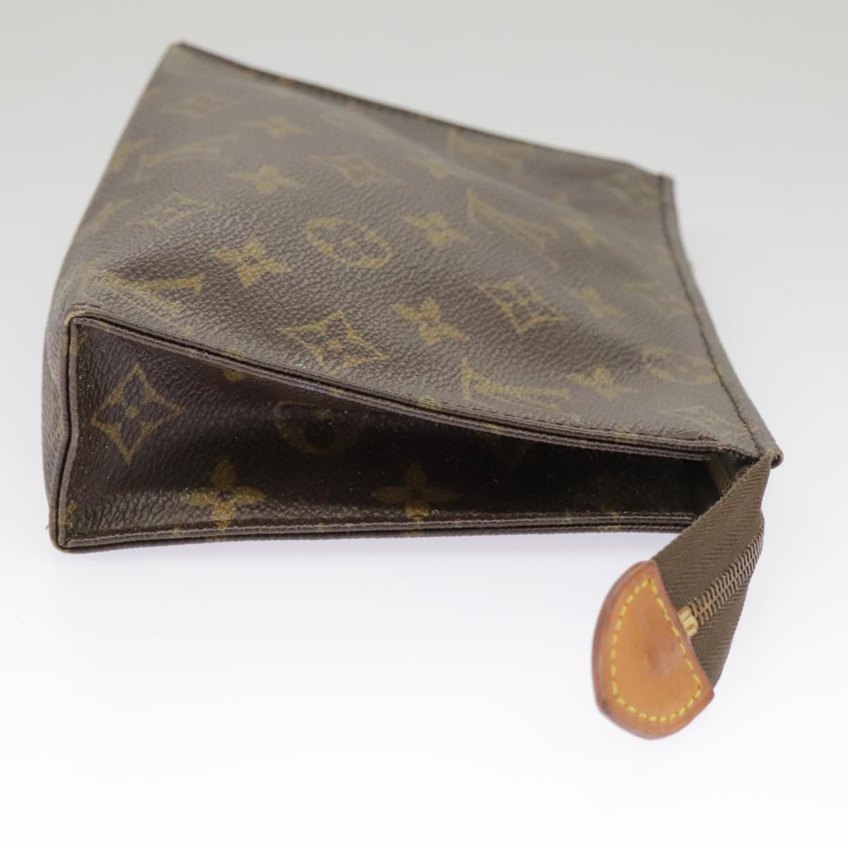 LOUIS VUITTON Monogram Poche Toilette 19 Pouch M47544 LV Auth 99899